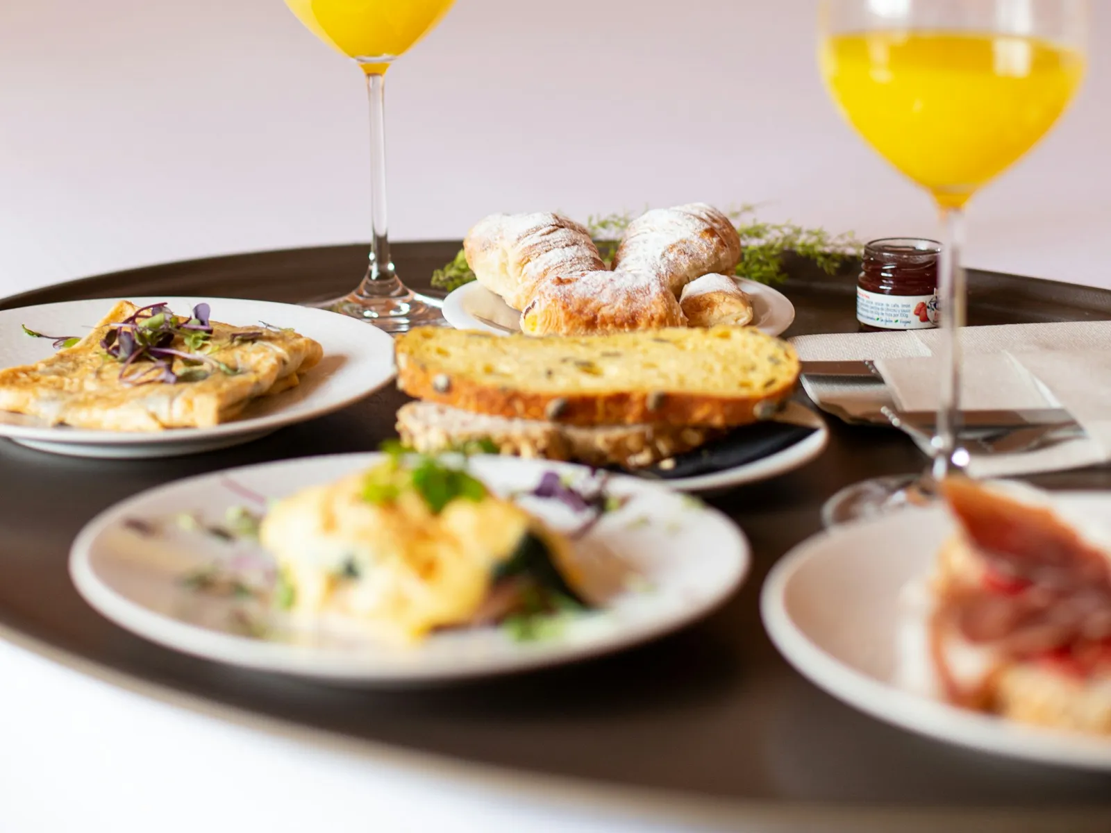 Breakfast in the room